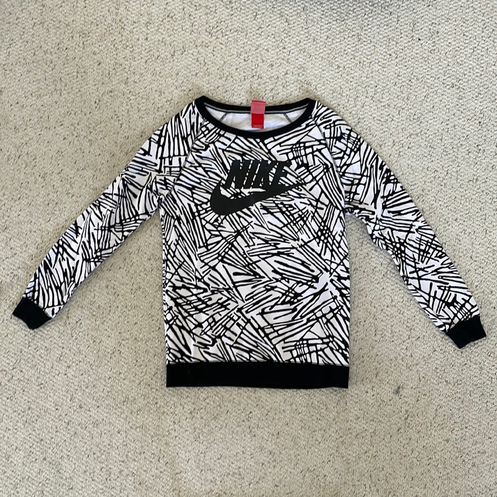 Nike Womens Rally Boyfriend Exploded Crew
